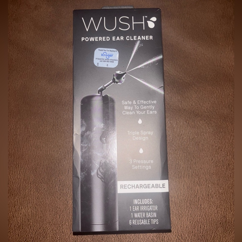 Black Wolf Wush Powered Ear Cleaner. New in box.